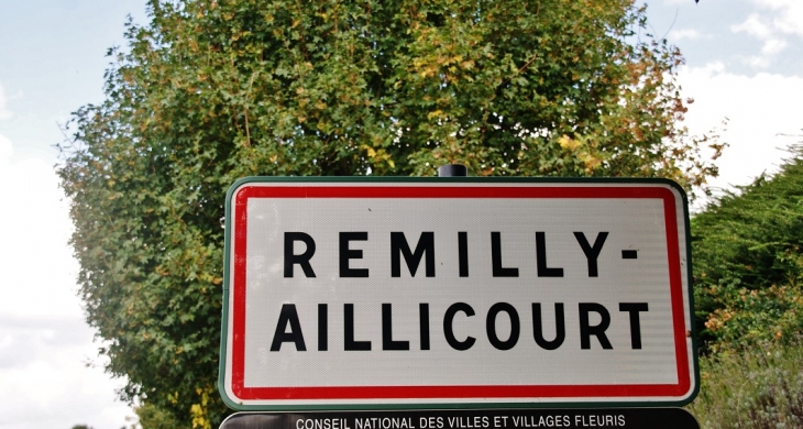 Panneau - Remilly-Aillicourt