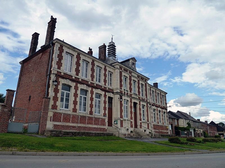 La mairie de Maimbressy - Rocquigny