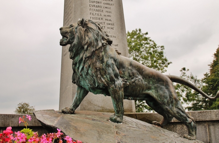 Monument aux Morts ( Détail ) - Rocroi