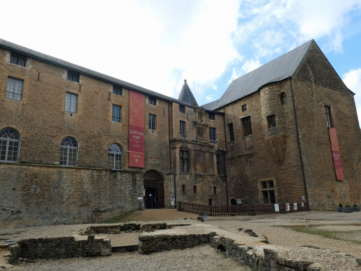 Le château fort : le logis seigneurial - Sedan