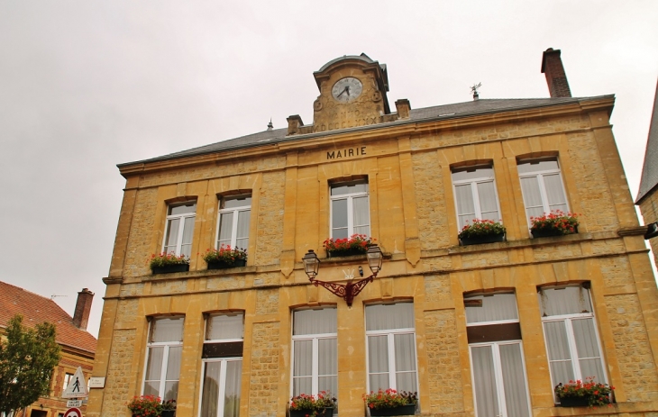 La Mairie - Tournes