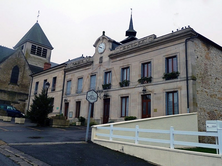 La mairie et l'église - Vandy