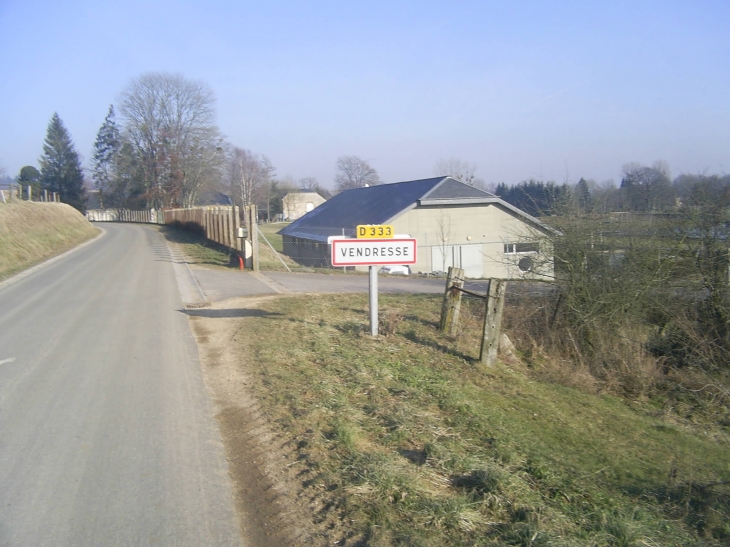 Vue de la pisciculture - Vendresse