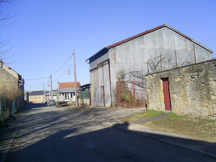 Rue de la gare - Vendresse