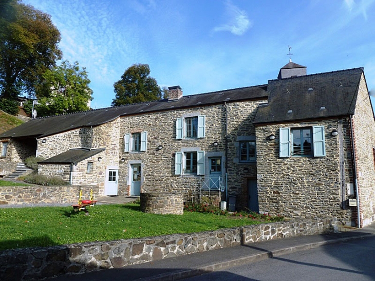 Jolie maison à Molhain - Vireux-Molhain