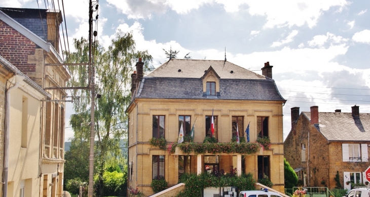 La Mairie - Vivier-au-Court