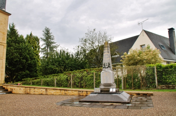 Monument aux Morts - Warnécourt