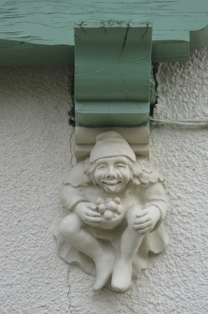 Bergères, détail d'une maison rue de l'église