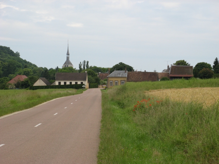 Entrée Est du village de Berulle - Bérulle