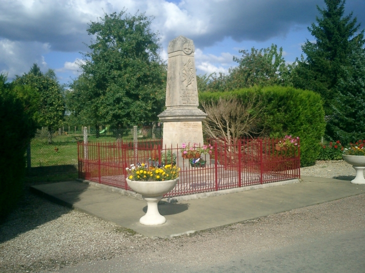 Monument aux morts - Davrey