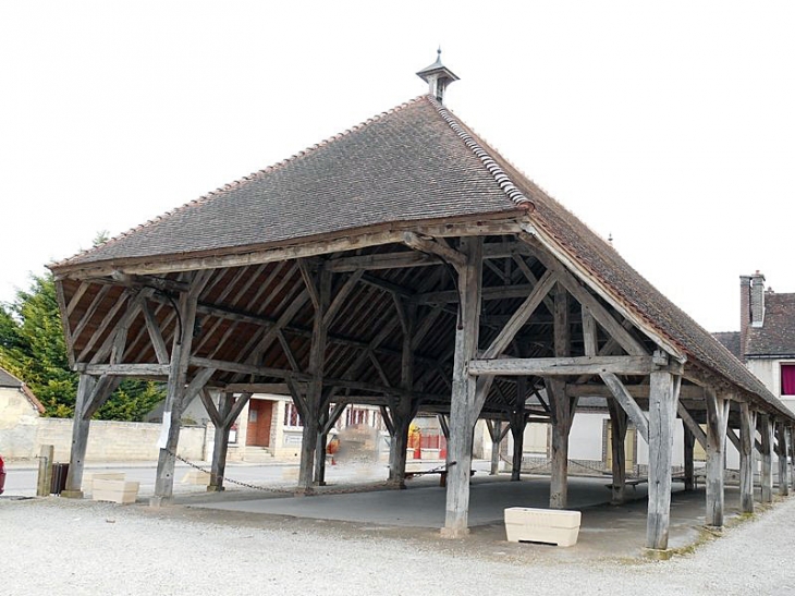 La halle - Estissac