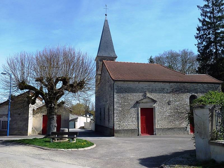 Vers l'église - Fontaine