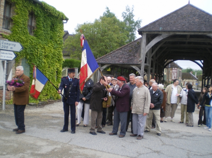 Commémoration 8 mai2009 - Lesmont