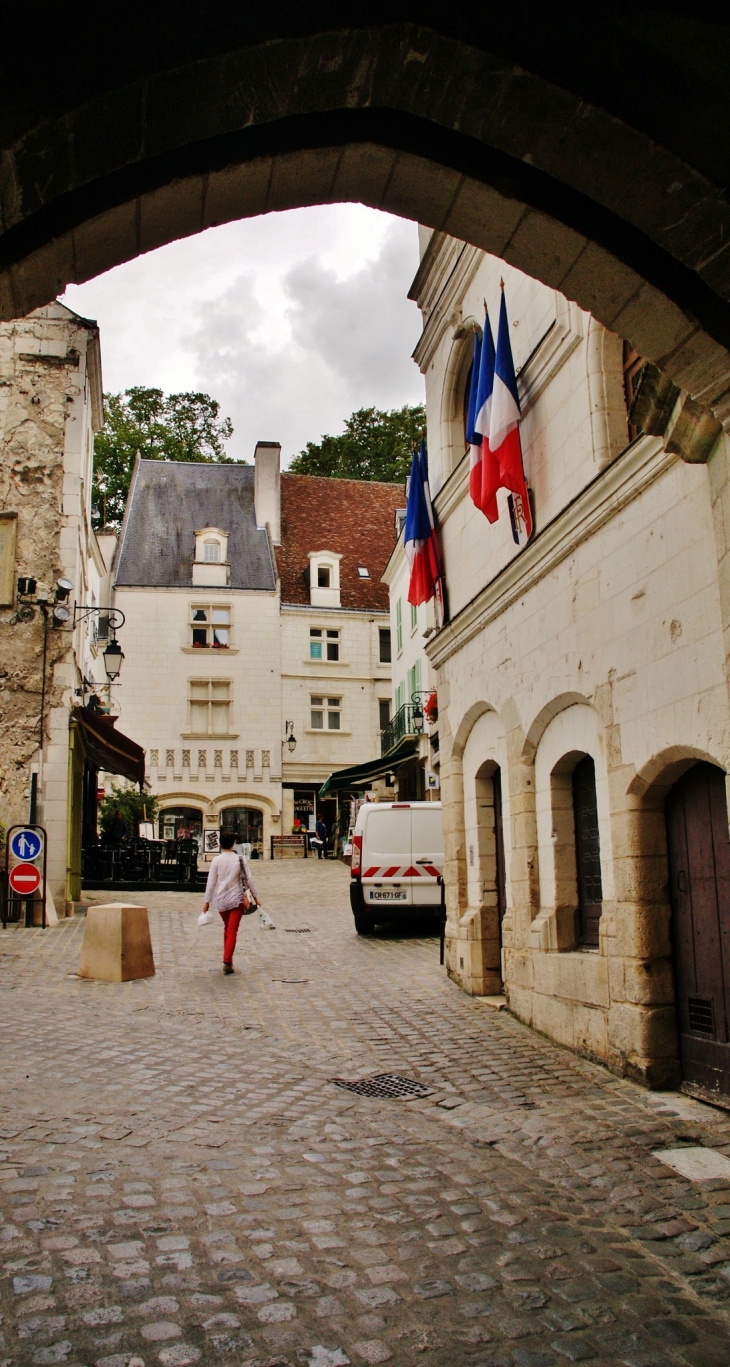 Hotel-de-Ville - Loches-sur-Ource