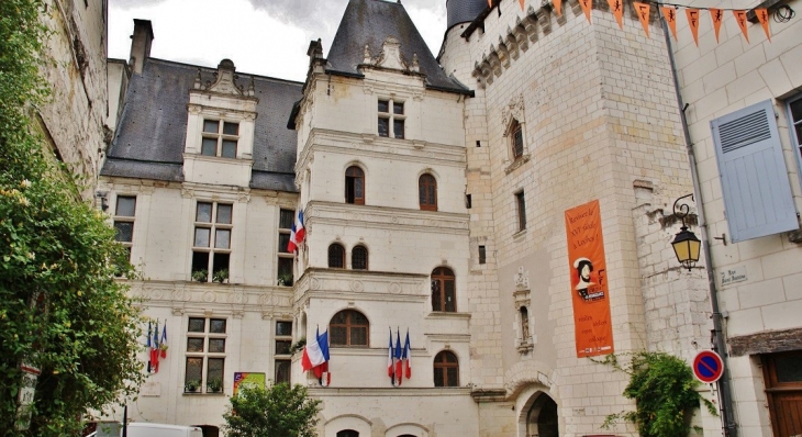 Hotel-de-Ville - Loches-sur-Ource