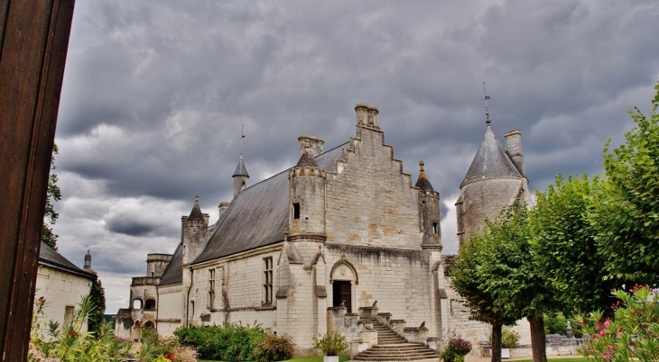  Collégiale Saint-Ours - Loches-sur-Ource