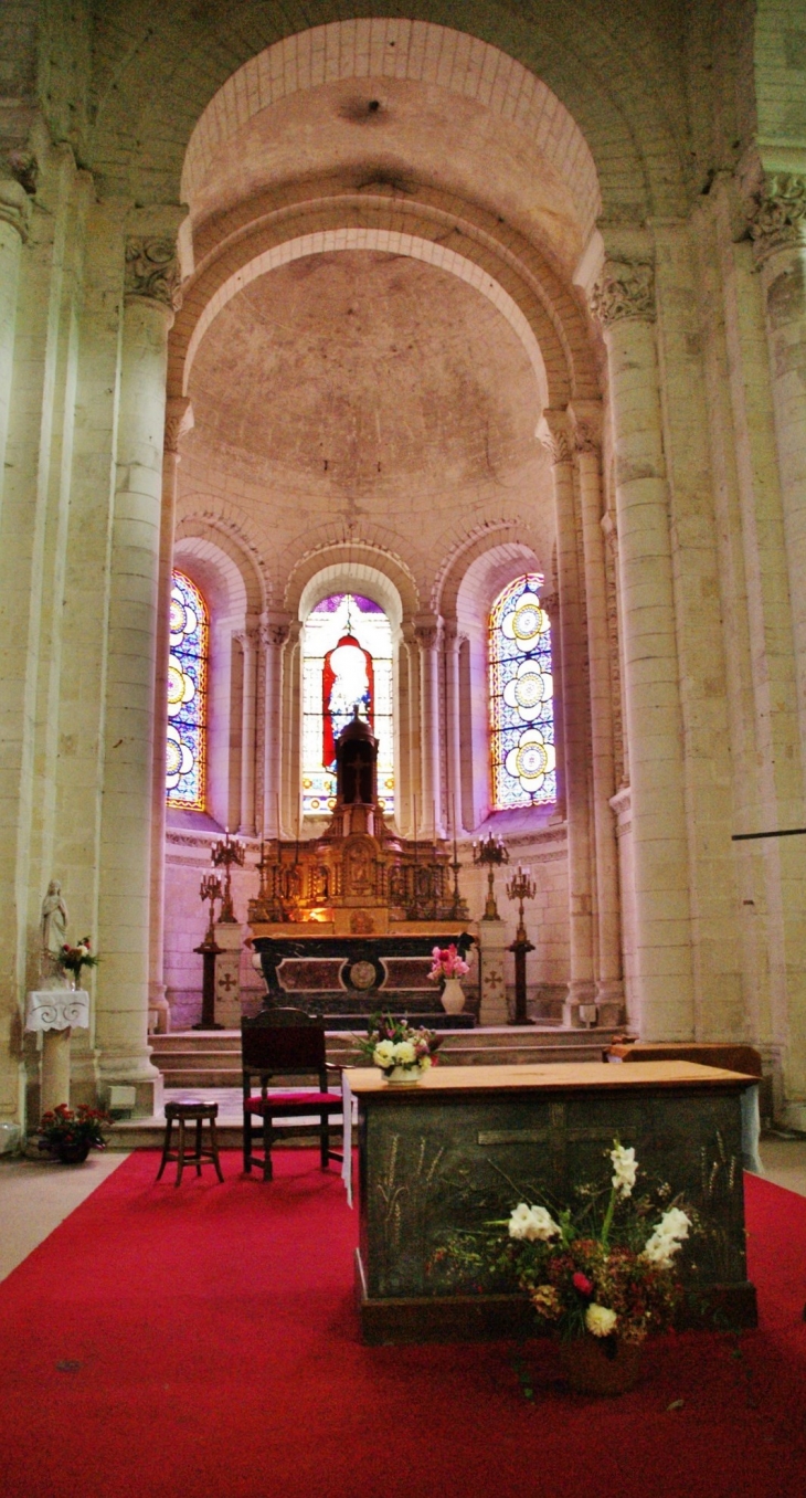  Collégiale Saint-Ours - Loches-sur-Ource