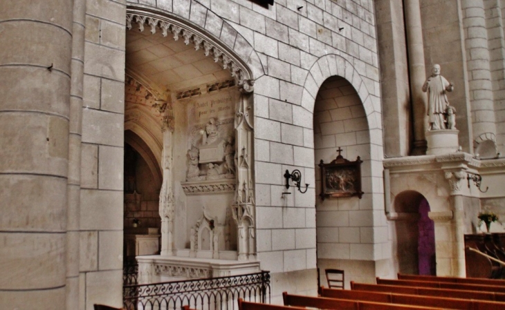  Collégiale Saint-Ours - Loches-sur-Ource