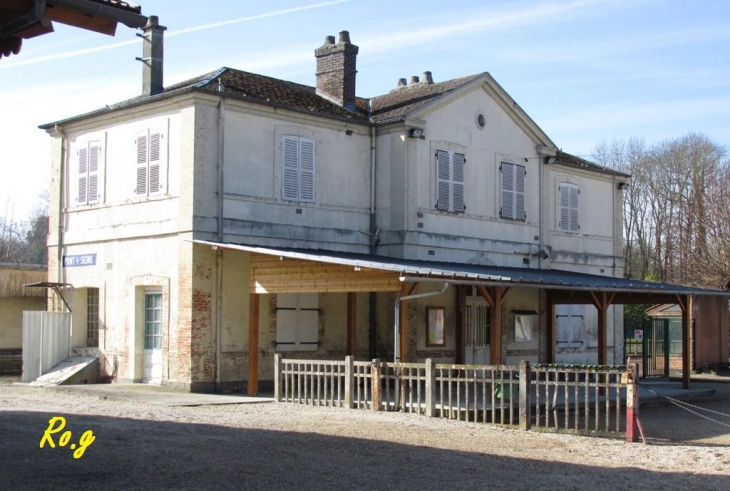 Gare de Pont sur Seine - Pont-sur-Seine