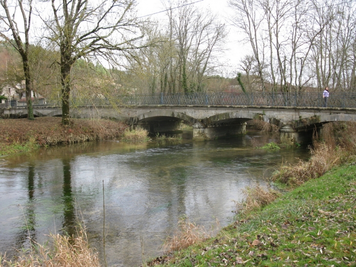 Verpillières, l'Ource - Verpillières-sur-Ource