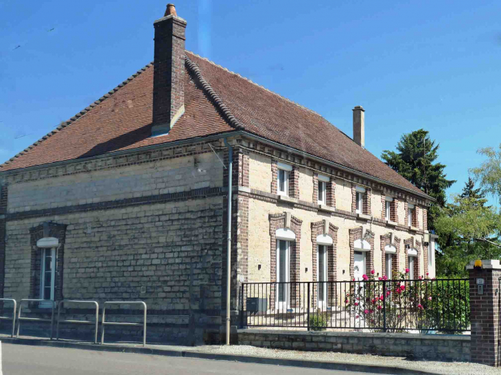 Maison du village - Villery