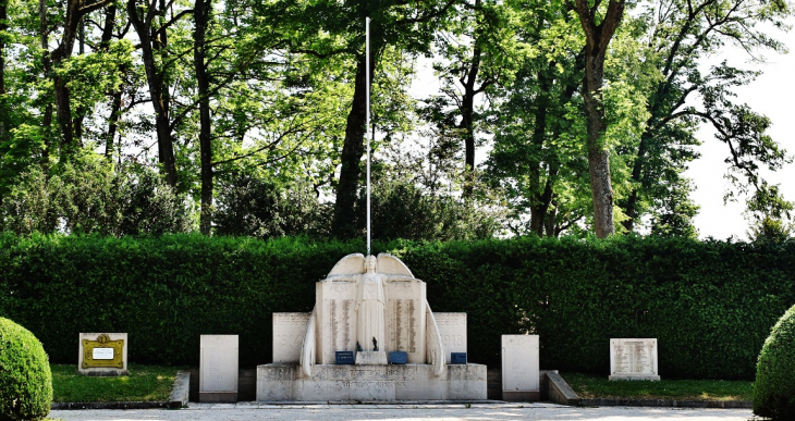 Monument-aux-Morts - Bourbonne-les-Bains