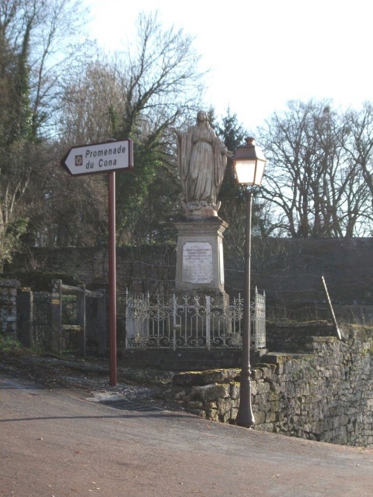 Entrée du village - Bourmont