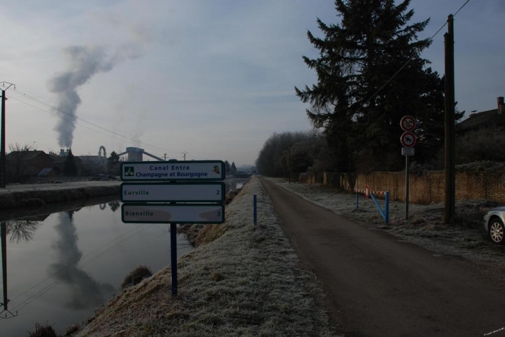 Canal entre Champagne et Bourgogne - Chamouilley