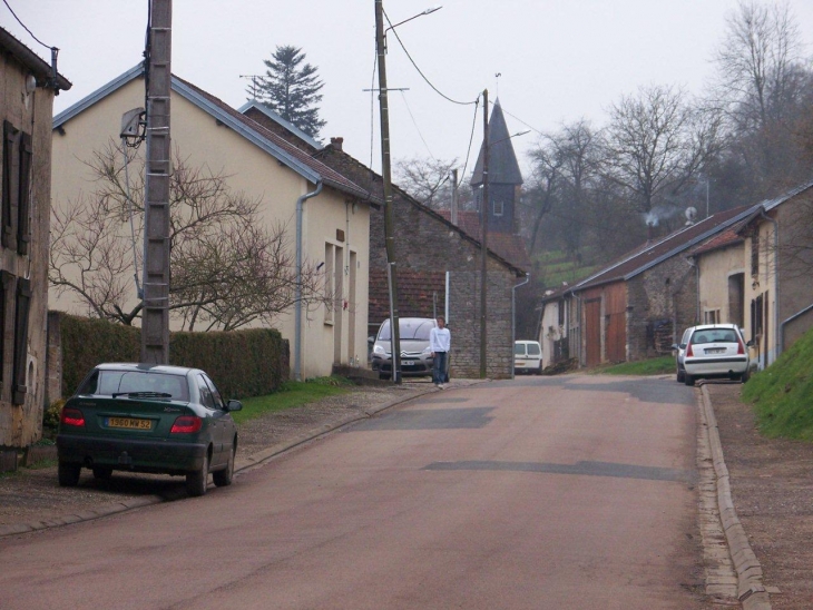 Rue principale - Chatenay-Vaudin