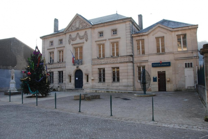 La Mairie - Chevillon