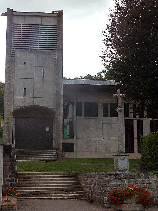 L'église moderne de Breuil sur Marne - Chevillon