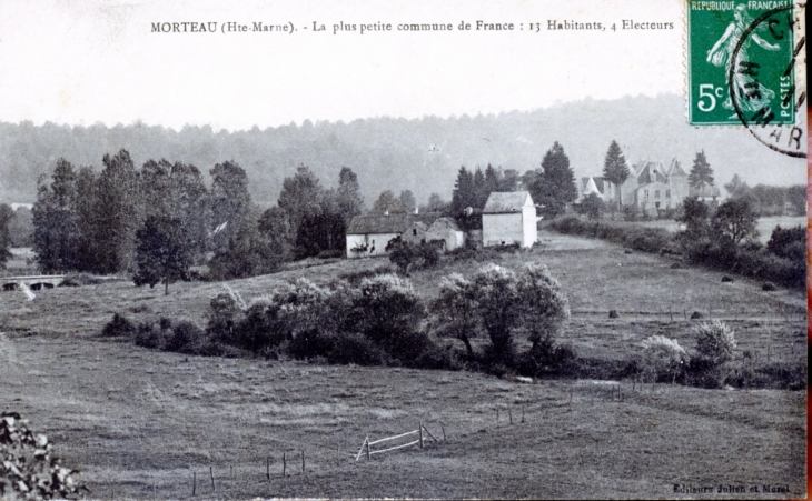 Morteau - La plus petite commune de France : 13 habitants 4 électeurs, vers 1911 (carte postale ancienne). - Cirey-lès-Mareilles