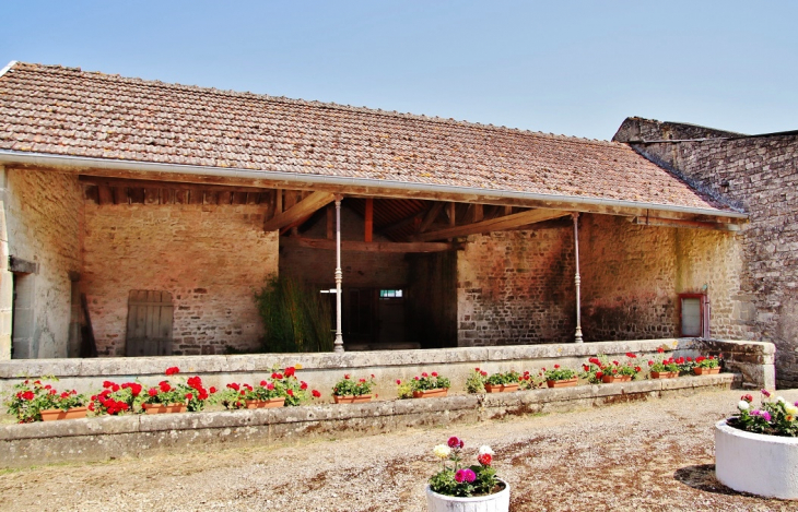 Le Lavoir - Enfonvelle