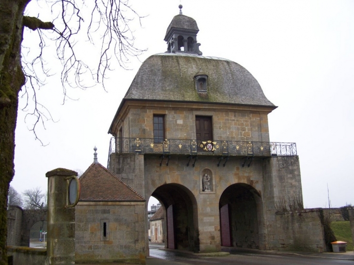 La porte des Moulins - Langres