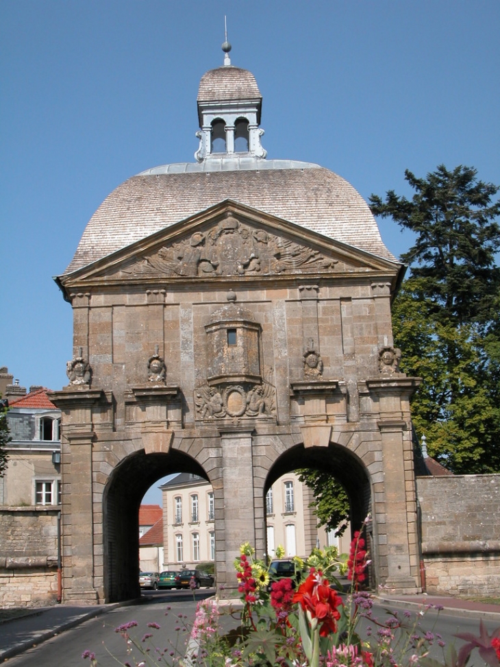 0308156 Langres