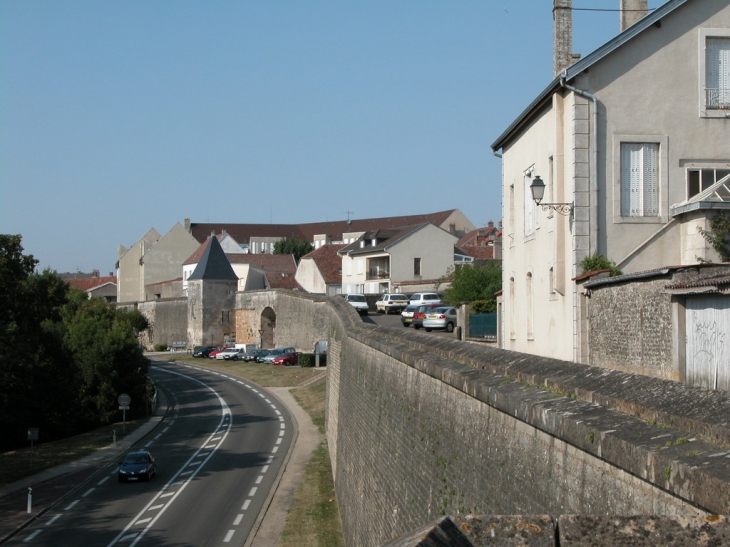 Remparts - Langres