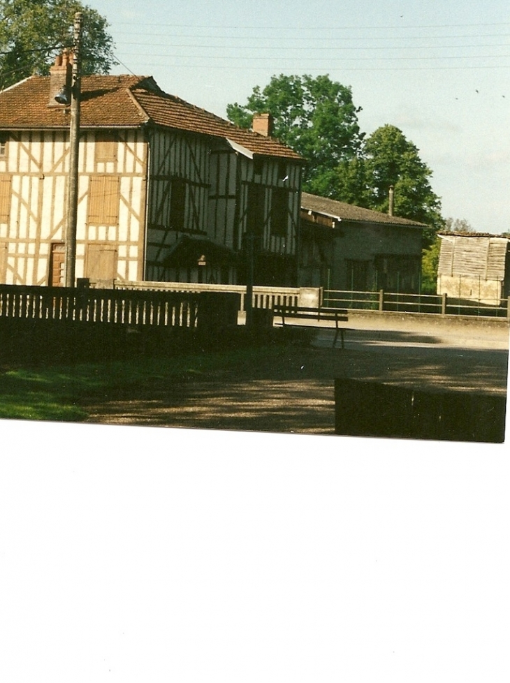 Une jolie maison à colombage - Montier-en-Der