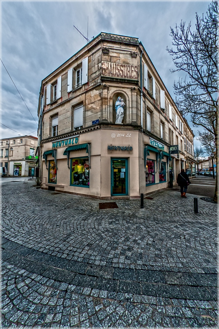 Angle rue Notre Dame , Rue du Docteur Mougeot  - Saint-Dizier