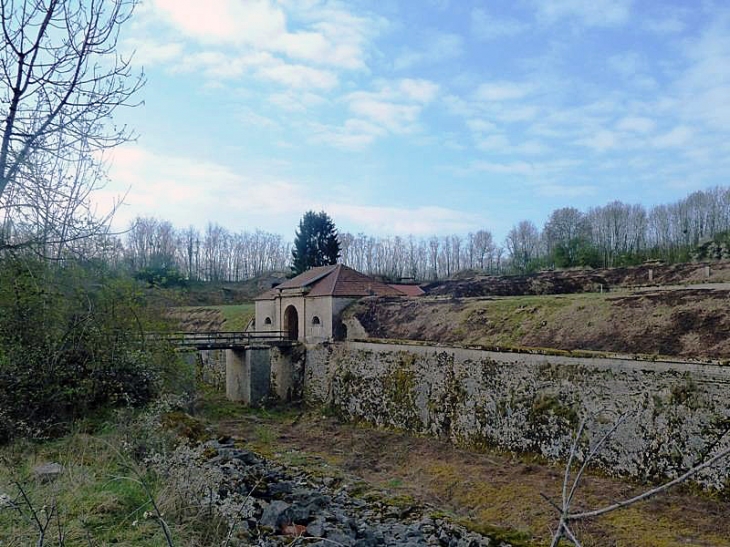 Le fort de la Bonnelle - Saints-Geosmes