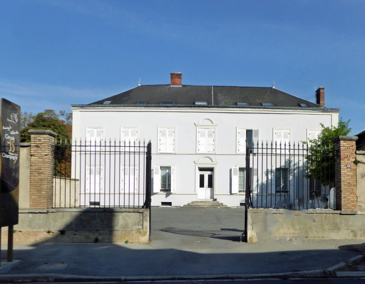 Maison de champagne - Ay