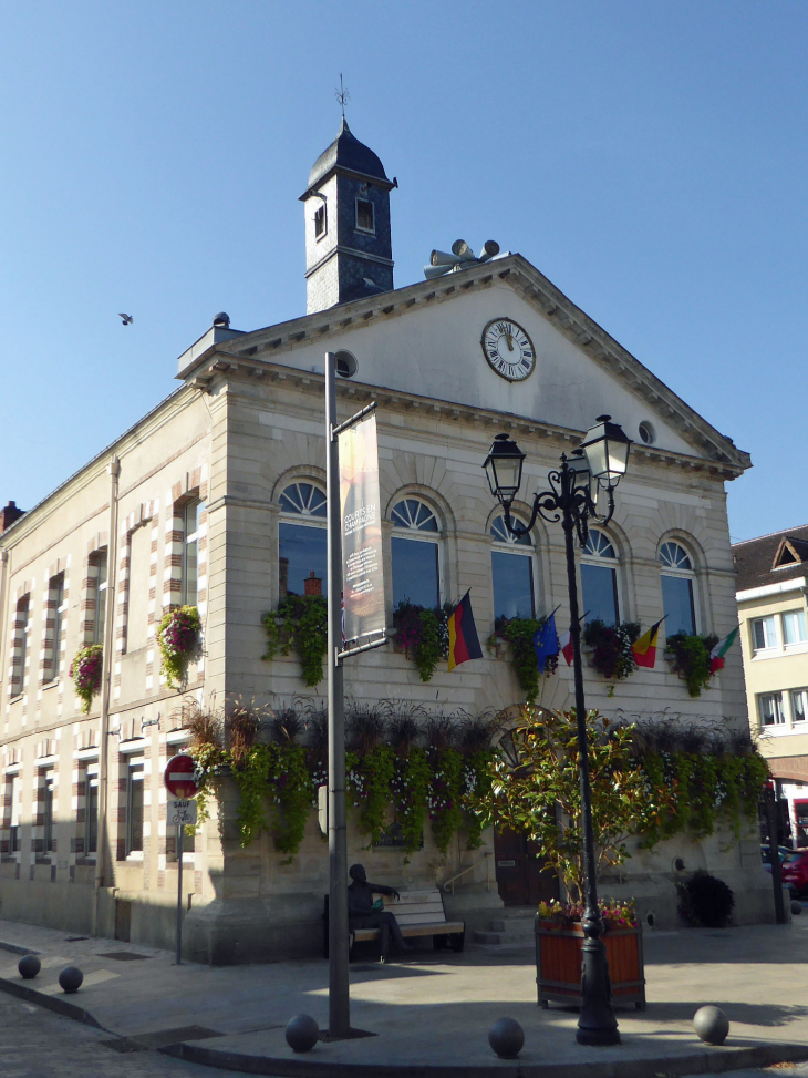 La mairie - Ay