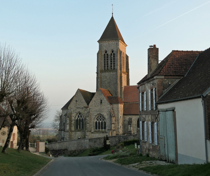 Dans le village - Broyes