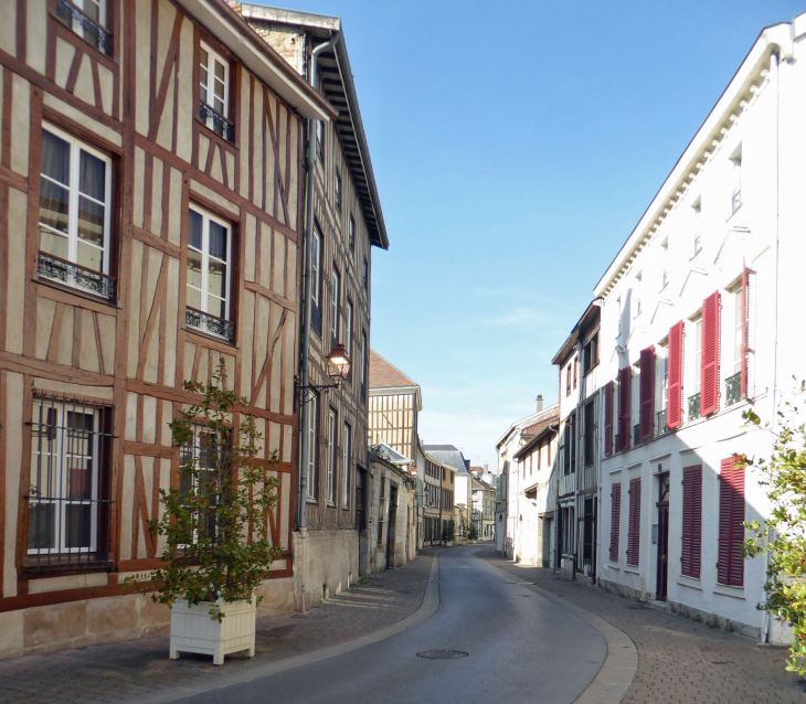 Rue de Chastillon - Châlons-en-Champagne