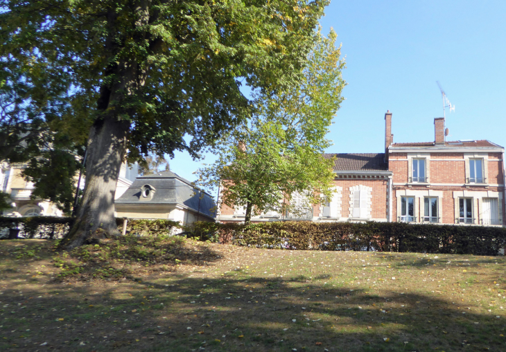 Maisons du cours d'Ormesson - Châlons-en-Champagne