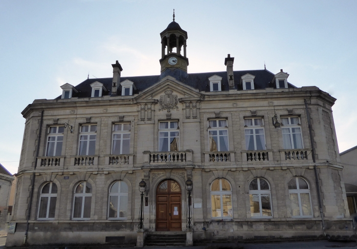 L'hôtel de ville - Cormicy