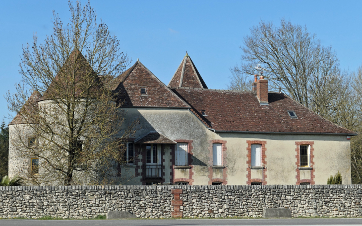 Le château - Courgivaux