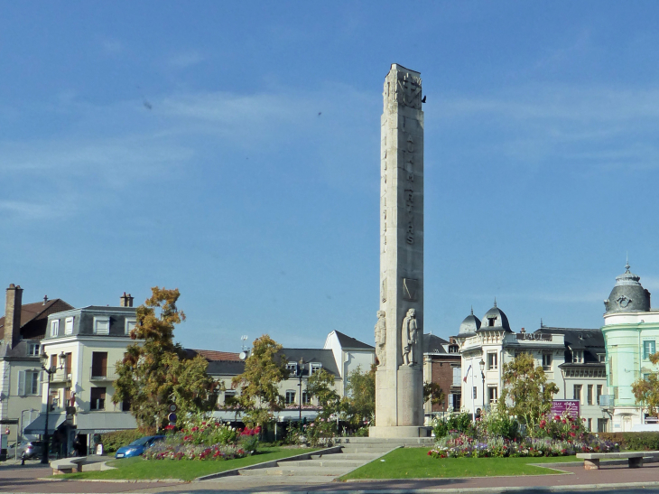 Place de la République - Épernay