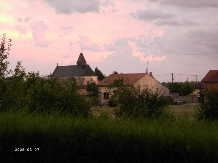 Nuit sur l'eglise - Frignicourt