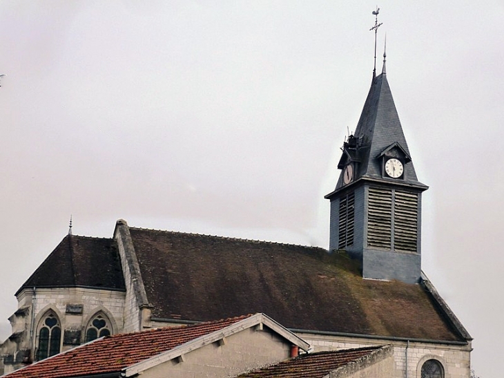 L'église de Gigny - Gigny-Bussy