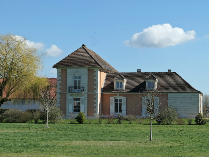 Maison du village - Gizaucourt